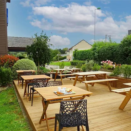 Отель Ibis Budget 2*