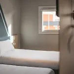 Ibis Budget Hotel 2*
