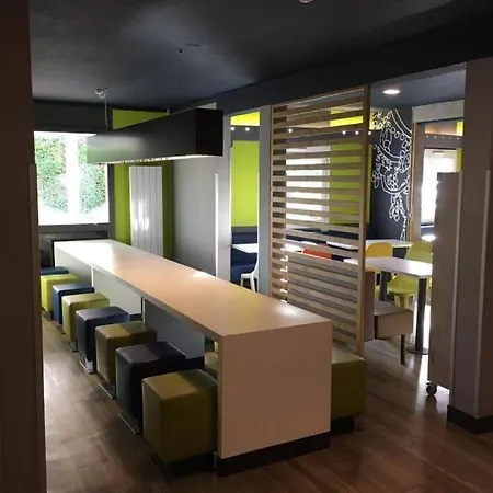 Ibis Budget Hotell