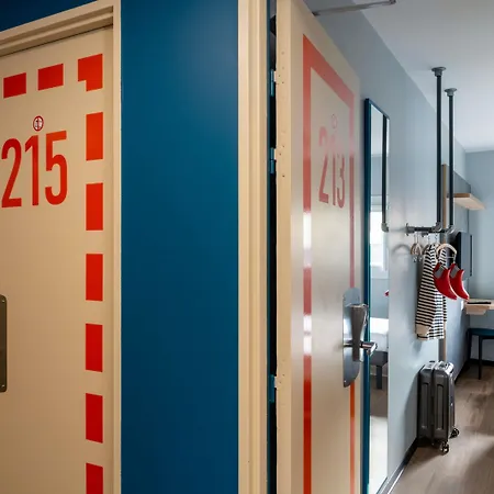 Ibis Budget Hotell 2*